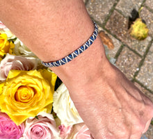 Load image into Gallery viewer, Exceptional and Unique Blue Sapphire and Diamond Bracelet Set in 18ct White Gold