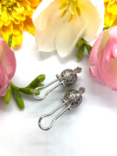 Load image into Gallery viewer, South Sea Cultured Pearls Set in 18ct White Gold