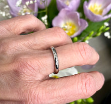 Load image into Gallery viewer, Diamond and Platinum Band