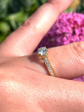 Load image into Gallery viewer, Contemporary Diamond Ring