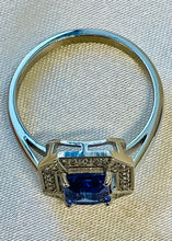 Load image into Gallery viewer, Tanzanite and Diamond Ring Set in Platinum