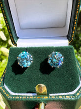 Load image into Gallery viewer, Blue Zircon & Platinum Stud Earrings