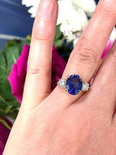Load image into Gallery viewer, Tremendous Tanzanite Ring