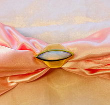 Load image into Gallery viewer, Amazing Marquise Cut Moonstone in 18ct Yellow Gold