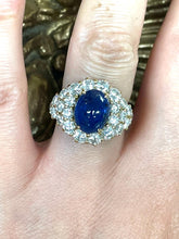 Load image into Gallery viewer, Sapphire & Diamond Preloved Ring