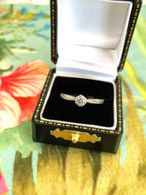 Load image into Gallery viewer, Diamond Solitaire Ring Set in Platinum