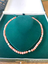 Load image into Gallery viewer, Coral Necklace