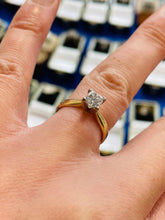 Load image into Gallery viewer, Princess Cut Preloved Ring