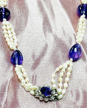 Load image into Gallery viewer, Exquisite Vintage Necklace Set in 9ct White Gold