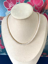 Load image into Gallery viewer, Pearl Necklace
