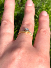 Load image into Gallery viewer, Diamond Ring Set in 18ct Yellow Gold