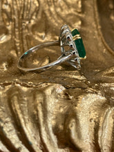 Load image into Gallery viewer, Stunning Emerald and Diamond Ring Set in Platinum