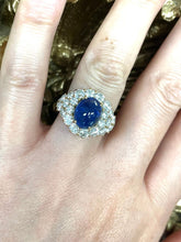 Load image into Gallery viewer, Sapphire & Diamond Preloved Ring