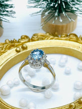 Load image into Gallery viewer, Gorgeous Aquamarine and Diamond Ring