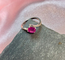 Load image into Gallery viewer, Hot Fiery Pink Sapphire in White Gold