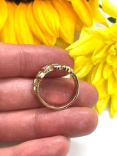 Load image into Gallery viewer, Gorgeous  Diamond Ring Set in 18ct Rose Gold