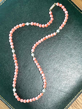 Load image into Gallery viewer, Coral Necklace
