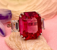 Load image into Gallery viewer, 10.57ct Pink Tourmaline and Diamond Ring in 18ct Yellow Gold and Platinum