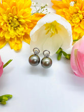 Load image into Gallery viewer, South Sea Cultured Pearls Set in 18ct White Gold