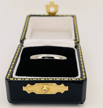 Load image into Gallery viewer, Diamond and Platinum Band