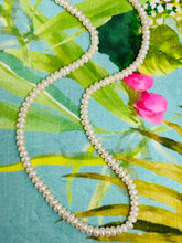 Load image into Gallery viewer, Pearl Necklace