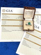 Load image into Gallery viewer, Stunning Emerald and Diamond Ring