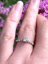 Load image into Gallery viewer, Diamond Ring Set in 18ct White Gold