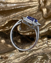 Load image into Gallery viewer, Tanzanite and Diamond Ring Set in Platinum
