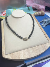 Load image into Gallery viewer, Preloved Cultured Pearls Necklace