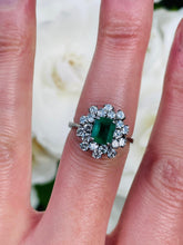 Load image into Gallery viewer, Emerald and Diamond Ring Set in White Gold