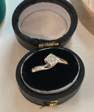Load image into Gallery viewer, Princess Cut Diamond Set in 18ct White Gold
