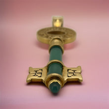 Load image into Gallery viewer, Theo Fennell 18ct Gold Pendant