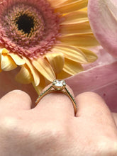 Load image into Gallery viewer, 1.50ct Champagne Diamond Ring Set in 18ct Yellow Gold