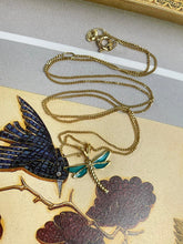 Load image into Gallery viewer, Dragonfly Pendant Set in 18ct Yellow Gold
