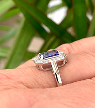 Load image into Gallery viewer, Tanzanite and Diamond Ring Set in Platinum