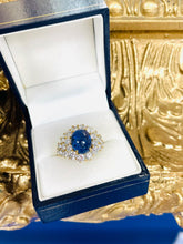 Load image into Gallery viewer, Sapphire & Diamond Preloved Ring