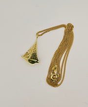 Load image into Gallery viewer, Diamond Sailboat Pendant in 18ct Yellow Gold