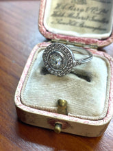 Load image into Gallery viewer, Stunning GIA Certified Diamond Ring in Platinum