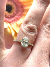 Load image into Gallery viewer, 1.50ct Champagne Diamond Ring Set in 18ct Yellow Gold