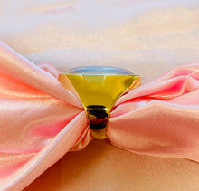 Load image into Gallery viewer, Amazing Marquise Cut Moonstone in 18ct Yellow Gold