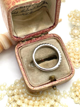 Load image into Gallery viewer, Gorgeous Glittering Ring