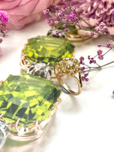 Load image into Gallery viewer, Old Cut Glittering Ring