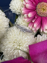Load image into Gallery viewer, Stunning Diamond Ring!