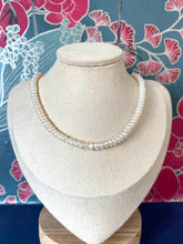 Load image into Gallery viewer, Pearl Necklace