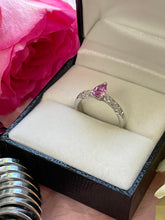 Load image into Gallery viewer, Prettiest in Pink Sapphire Ring