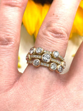 Load image into Gallery viewer, Gorgeous  Diamond Ring Set in 18ct Rose Gold