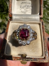 Load image into Gallery viewer, Vintage 18ct Gold Ruby & Diamond Cluster Ring