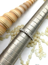 Load image into Gallery viewer, Gorgeous Glittering Ring