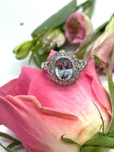 Load image into Gallery viewer, Blue Aquamarine and Diamond Ring Set in Platinum