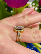 Load image into Gallery viewer, 18ct Yellow Gold Diamond Ring